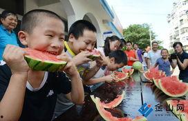 武汉吃瓜大赛小孩,瓜界小将的欢乐竞技场